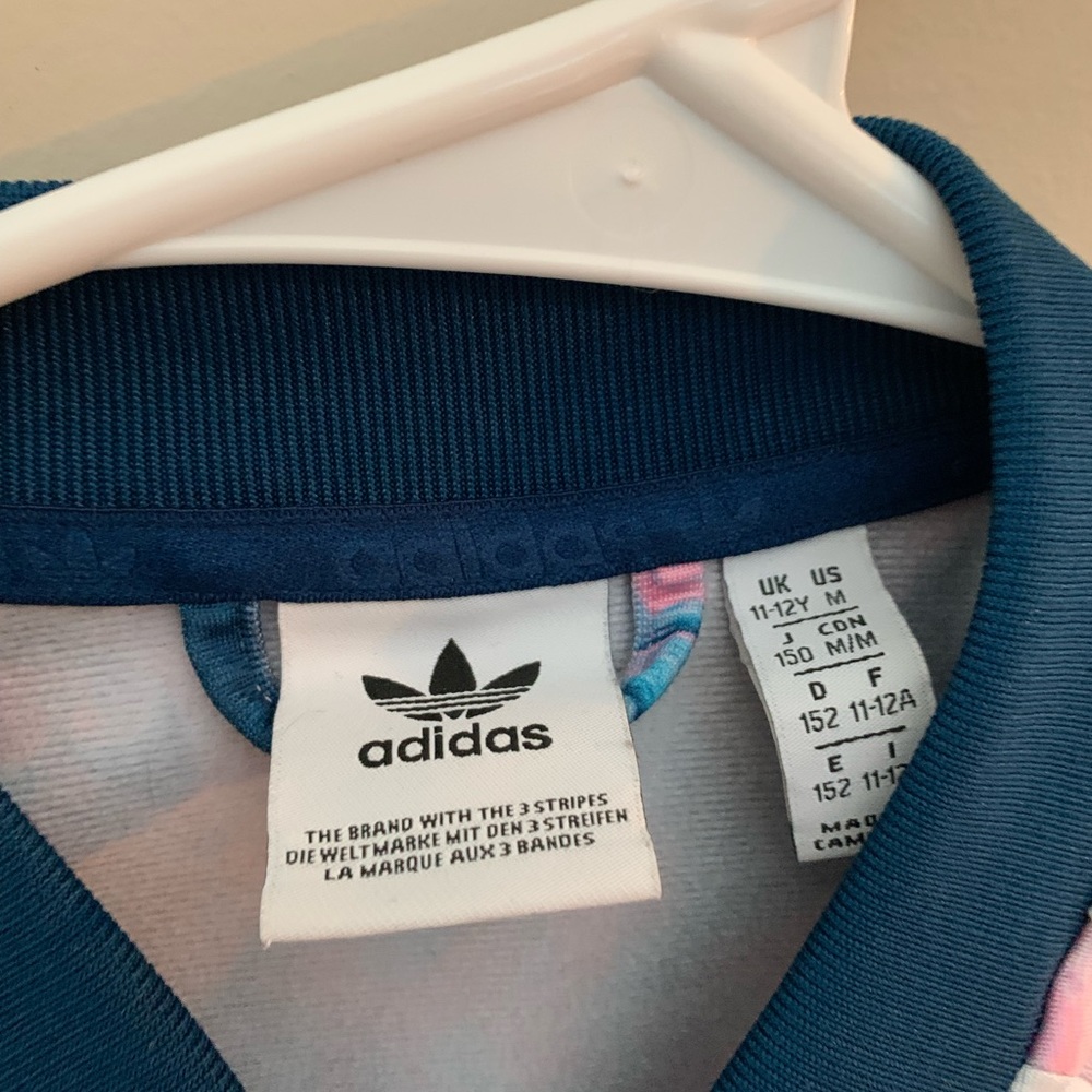 Adidas sweater